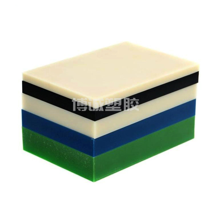 ӹ